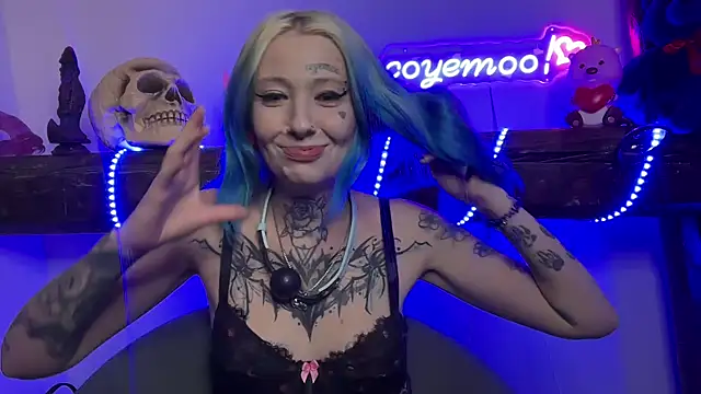 Snapshot of coyemoo chatting on 20, 2, 2025 coyemoo online show from 20, 2, 2025