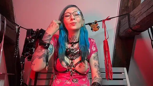 Snapshot of coyemoo chatting on 12, 11, 2025 coyemoo online show from 12, 11, 2025