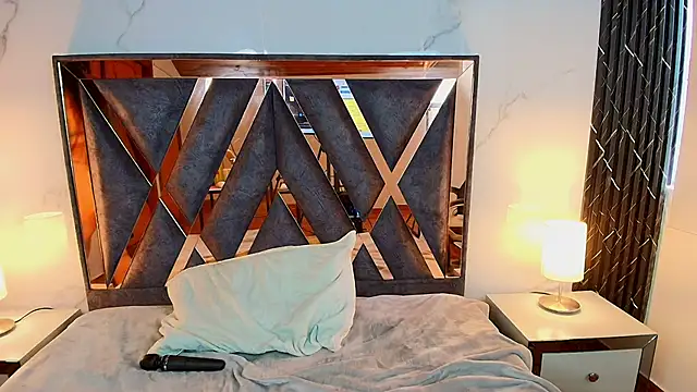 Amara vega online show from 26, 11, 2025