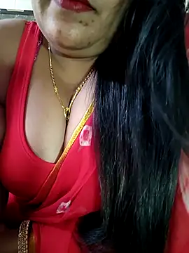 Snapshot of sneha_rose chatting on 3, 11, 2025 sneha rose online show from 3, 11, 2025