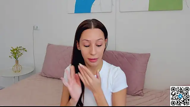 SelenaRousey online show from 3, 4, 2026