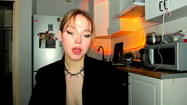 Snapshot of Niky__Jess chatting on 17, 2, 2025 Niky Jess online show from 17, 2, 2025