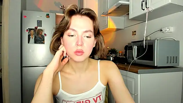 Snapshot of Niky__Jess chatting on 6, 3, 2025 Niky Jess online show from 6, 3, 2025