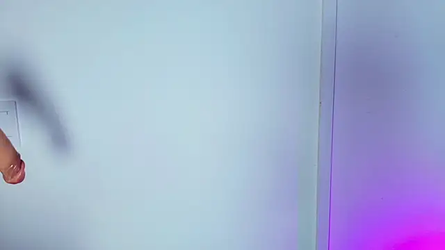 Lizz Tender online show from 11, 3, 2025