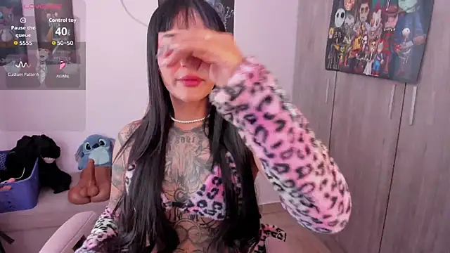 Sweet-bunny1 online show from 2, 6, 2026