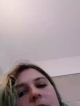 Snapshot of LadyRochester chatting on 5, 2, 2025 LadyRochester online show from 5, 2, 2025