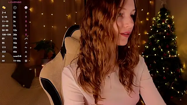 Snapshot of AliseVine chatting on 20, 12, 2024 AliseVine online show from 20, 12, 2024