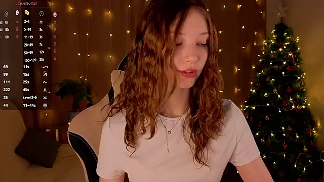 Snapshot of AliseVine chatting on 21, 12, 2024 AliseVine online show from 21, 12, 2024