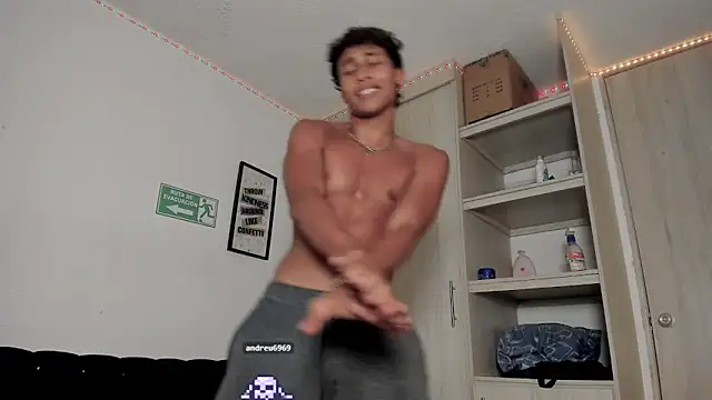 Snapshot of _diegsz_ chatting on 7, 2, 2025 diegsz online show from 7, 2, 2025