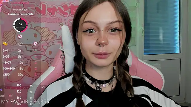 shy melony online show from 22, 3, 2026