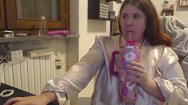 Snapshot of valerysexy chatting on 12, 11, 2025 valerysexy online show from 12, 11, 2025