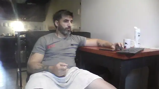 Snapshot of ozzypsico13 chatting on 6, 11, 2025 ozzypsico13 online show from 6, 11, 2025