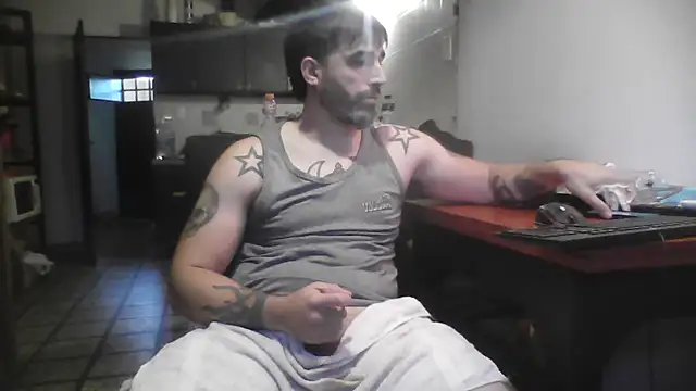 Snapshot of ozzypsico13 chatting on 13, 11, 2025 ozzypsico13 online show from 13, 11, 2025