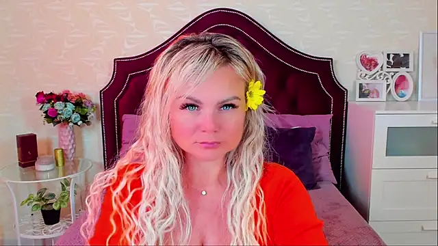 candy queeen online show from 22, 3, 2025