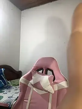 dulce santamaria online show from 15, 3, 2025