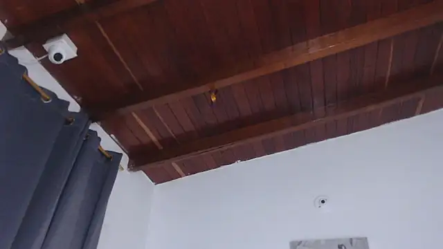 Amara Red online show from 2, 10, 2025