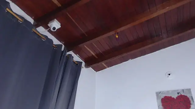 Amara Red online show from 8, 10, 2025