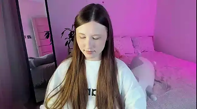 Stella Sunny online show from 27, 2, 2025