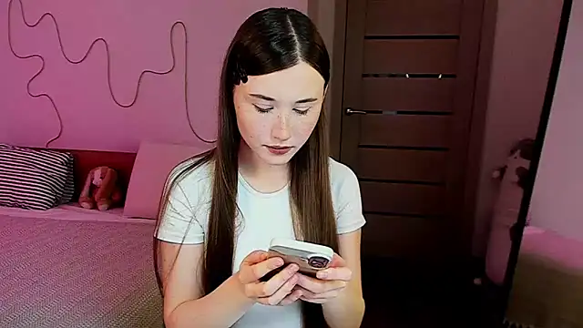 Stella Sunny online show from 16, 12, 2025