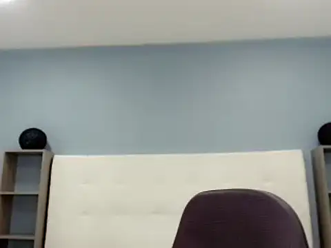 money Ts  online show from 23, 2, 2025