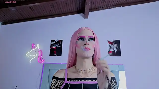 money Ts  online show from 25, 9, 2025