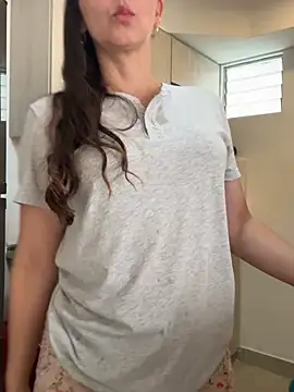 natalie cowens online show from 10, 7, 2026