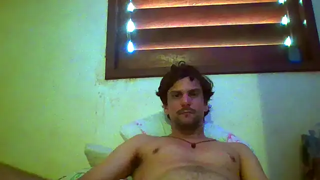 Snapshot of couplemilk chatting on 15, 2, 2026 couplemilk online show from 15, 2, 2026