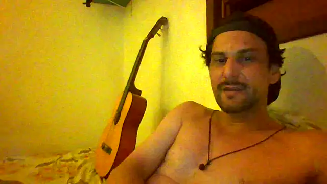 Snapshot of couplemilk chatting on 21, 2, 2026 couplemilk online show from 21, 2, 2026