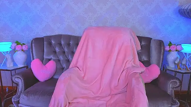 KitnissKiss online show from 7, 2, 2026