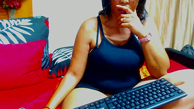 Juicyasss35xx online show from 22, 2, 2026