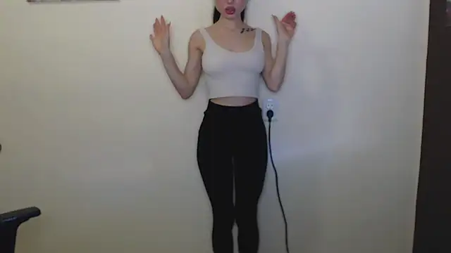 Snapshot of Cutesweetheart chatting on 5, 1, 2025 Cutesweetheart online show from 5, 1, 2025