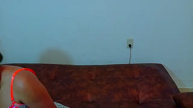 Snapshot of clydexxxbunny chatting on 4, 1, 2025 clydexxxbunny online show from 4, 1, 2025