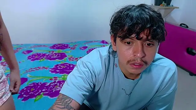 Snapshot of clydexxxbunny chatting on 19, 1, 2025 clydexxxbunny online show from 19, 1, 2025