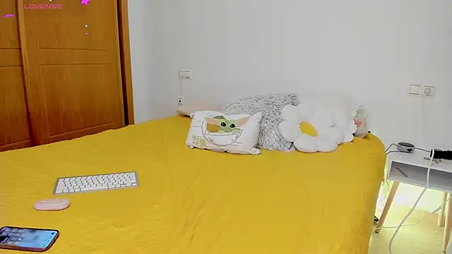 Adriennesexxx online show from 13, 1, 2025