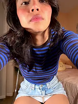 Adriennesexxx online show from 17, 2, 2026