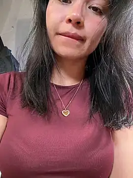 Adriennesexxx online show from 24, 2, 2026