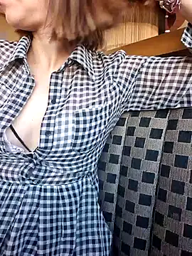 Snapshot of Lunababymylove chatting on 7, 12, 2024 Lunababymylove online show from 7, 12, 2024