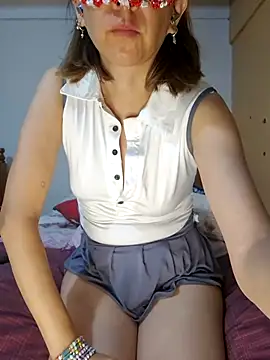 Snapshot of Lunababymylove chatting on 6, 1, 2025 Lunababymylove online show from 6, 1, 2025