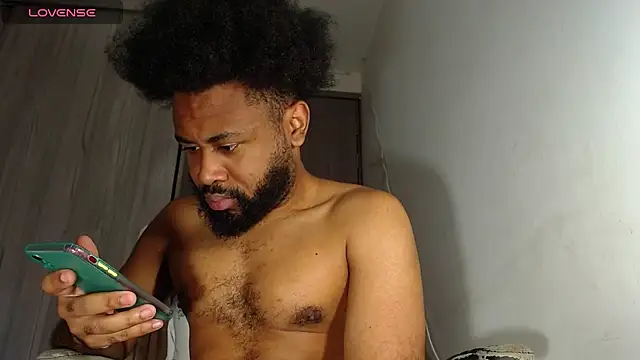 KaelMoreau online show from 1, 3, 2025