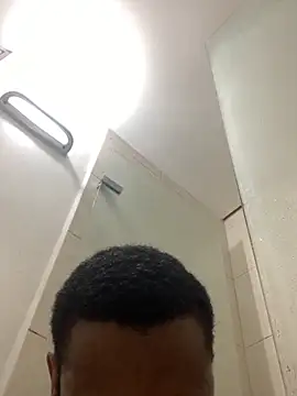 KaelMoreau online show from 21, 9, 2025