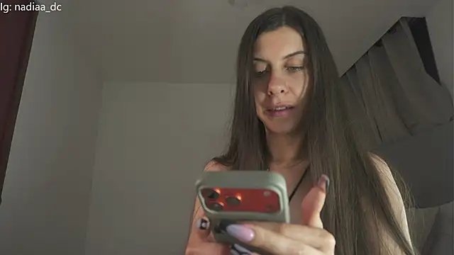 Snapshot of Nadiaa_ chatting on 14, 6, 2026 Nadiaa online show from 14, 6, 2026