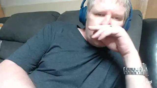 Snapshot of BrisonChase chatting on 20, 6, 2026 BrisonChase online show from 20, 6, 2026