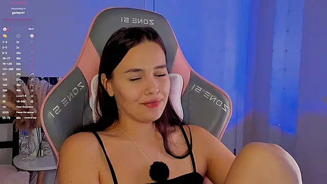 Snapshot of _Sweetie_ chatting on 21, 12, 2025 Sweetie online show from 21, 12, 2025