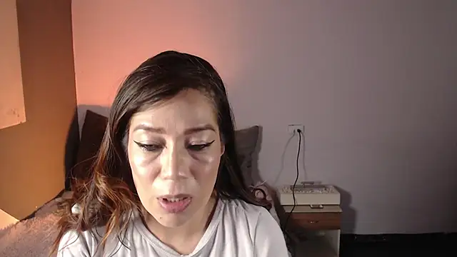 Miiaa wallace online show from 4, 2, 2025