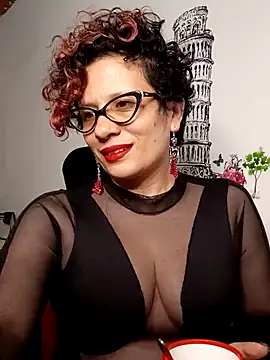 Snapshot of Daneshka_naughty chatting on 19, 12, 2024 Daneshka naughty online show from 19, 12, 2024