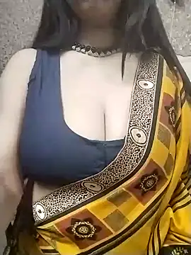 Snapshot of Aradhya-Sharma chatting on 27, 1, 2025 Aradhya-Sharma online show from 27, 1, 2025