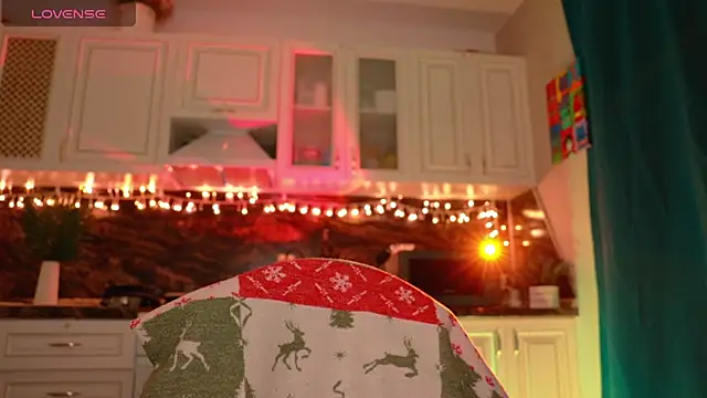 Snapshot of art_Jane chatting on 12, 12, 2024 art Jane online show from 12, 12, 2024