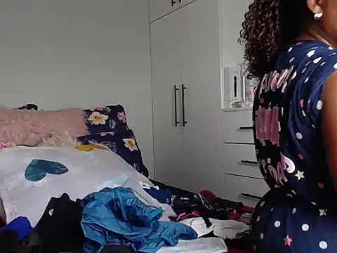 Amberbela online show from 9, 9, 2025