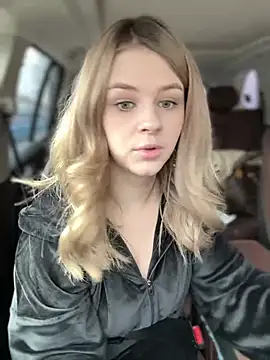 Love Bri online show from 23, 2, 2025