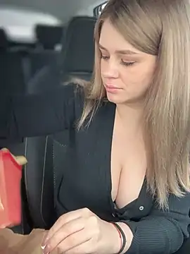 Love Bri online show from 25, 2, 2025